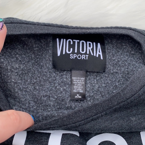 Victoria’s Secret Sport crew neck sweater - Picture 3 of 4